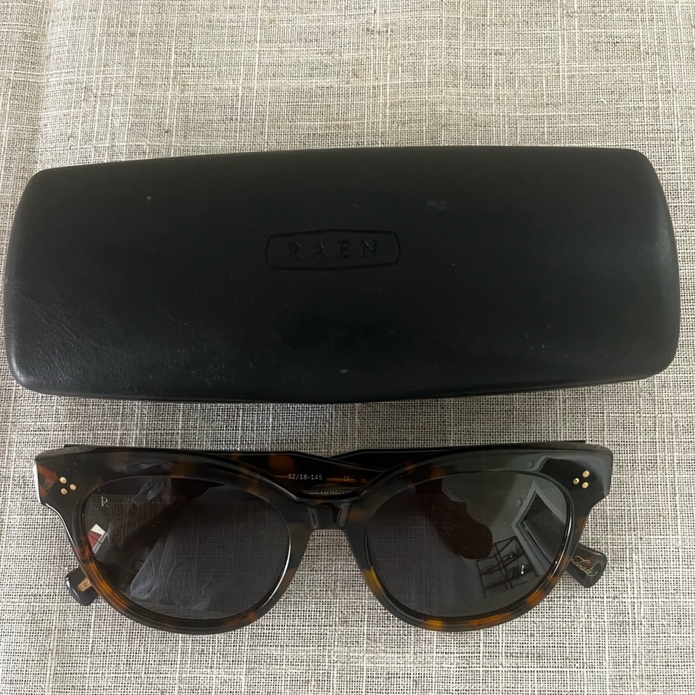 RAEN Tortoise Sunglasses with Black Case